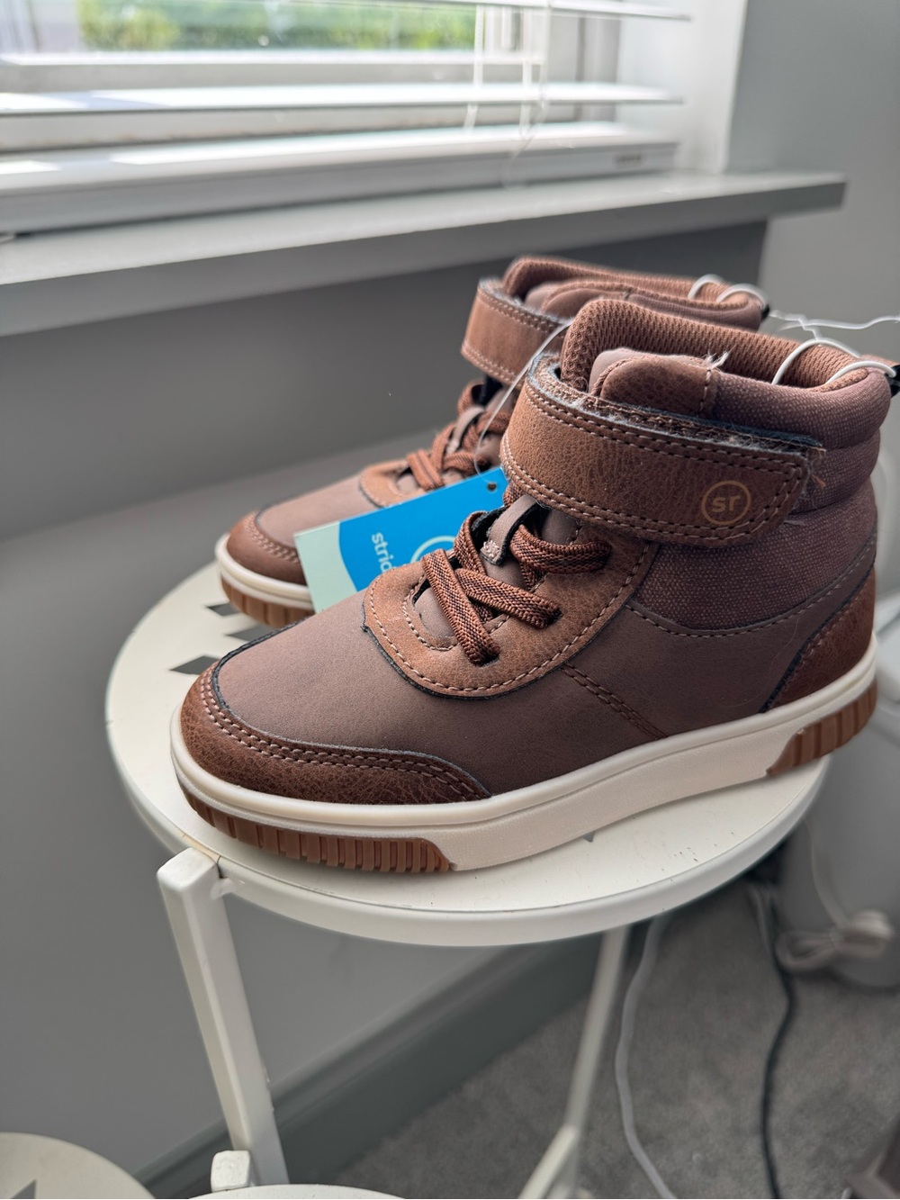 Stride Rite Brown High-Top Kids Sneakers with Hook-and-Loop Strap